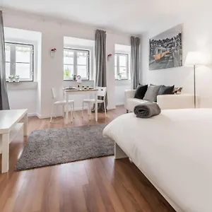 Inloveapartments - Under A Fig Tree , Lisbon Portugal